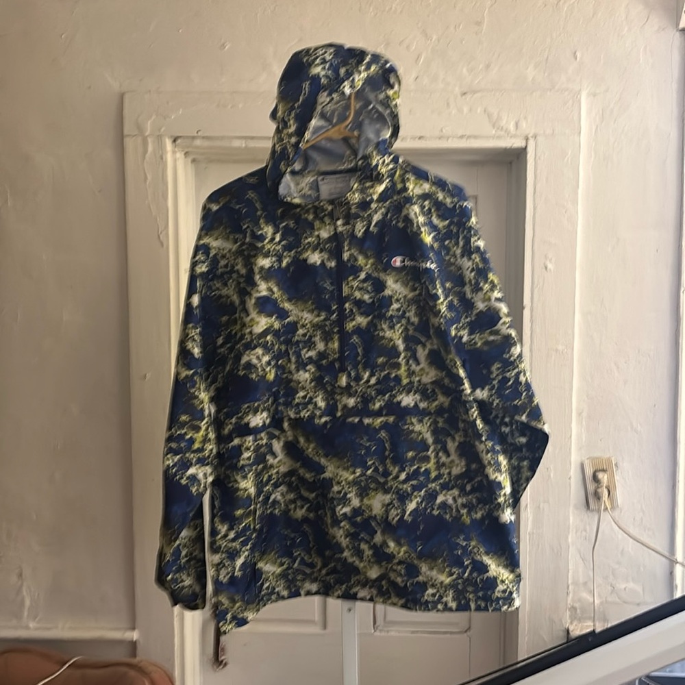 Brand new never worn Champion marbled hooded windbreaker size L